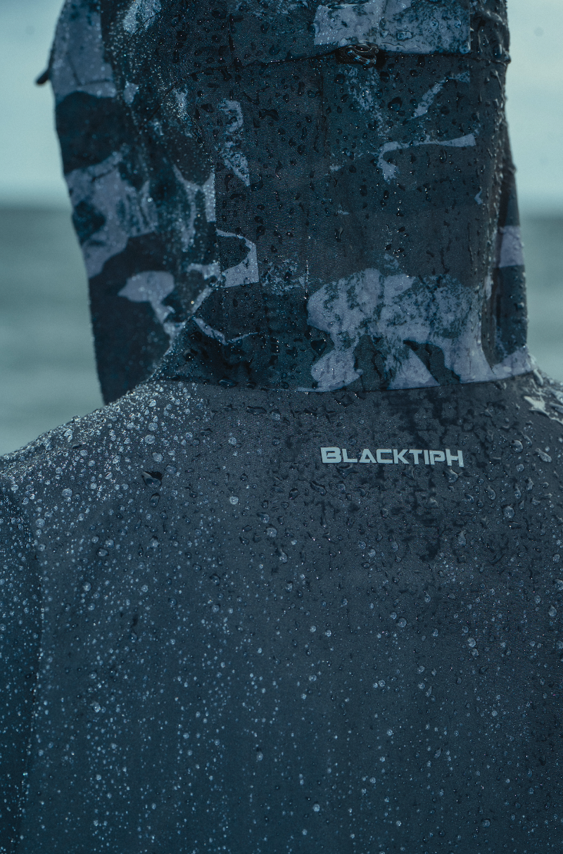 Under Armour x BlacktipH Men's Fish Shoreman Jacket - Black