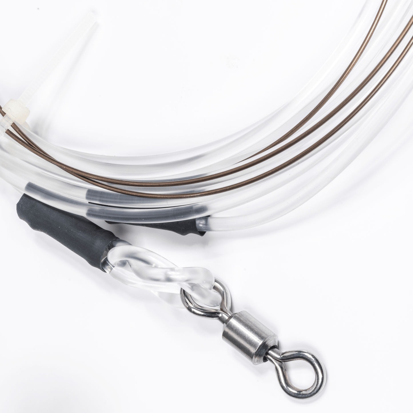 Mustad BlacktipH Monster Shark Rig | 16/0 Hook & 19 Wire - BlacktipH